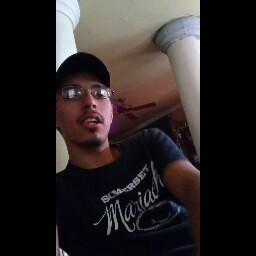 Oscar Esquivel Photo 15