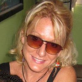 Elizabeth Rooney Photo 7