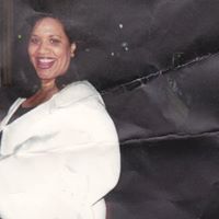 Angela Majors Photo 24