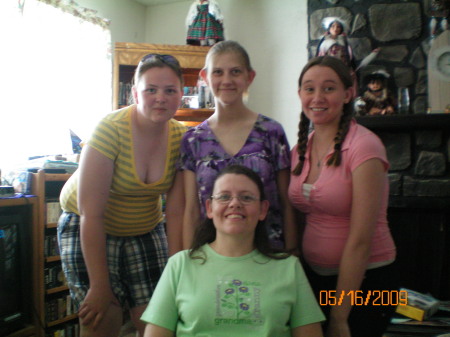 Kristine Thompson Photo 1