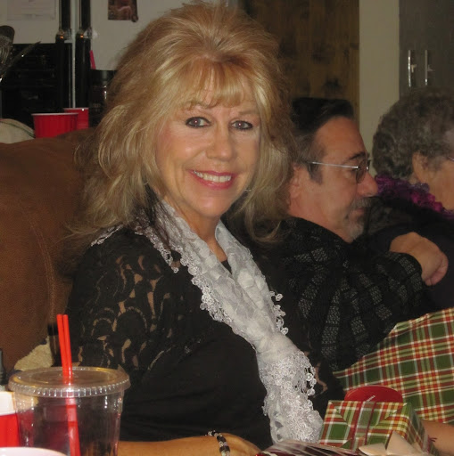 Debbie Stapleton Photo 39
