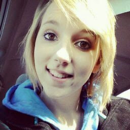 Amber Woodard Photo 19