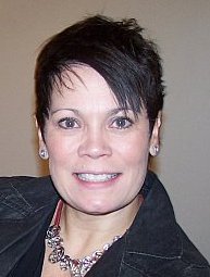 Elizabeth Moore Photo 47