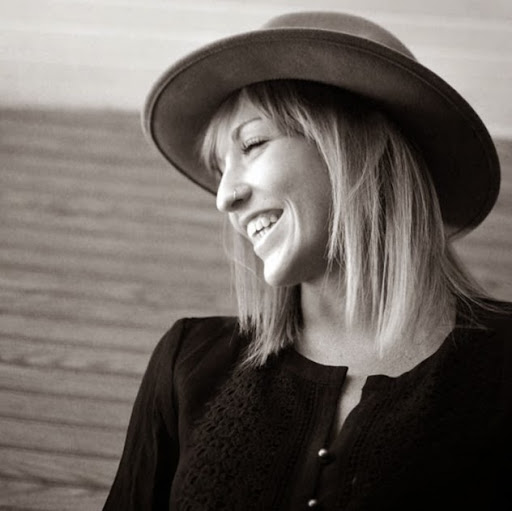 Raquel Williams Photo 34