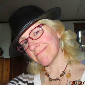 Kristen Briggs Photo 14