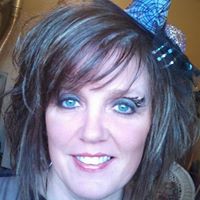 Andrea Warner Photo 23