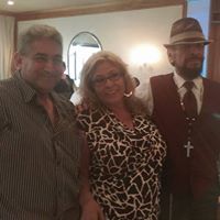 Roberta Mendez Photo 10
