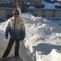 Susan Alvarado Photo 14