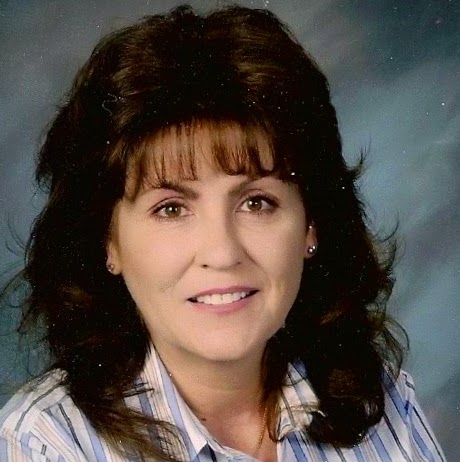 Kathryn Robinson Photo 37