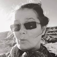 Theresa Evans Photo 17