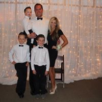 Julie Earnest Photo 23