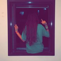 April Muniz Photo 5