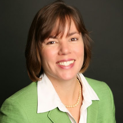 Sara Kerr Photo 38