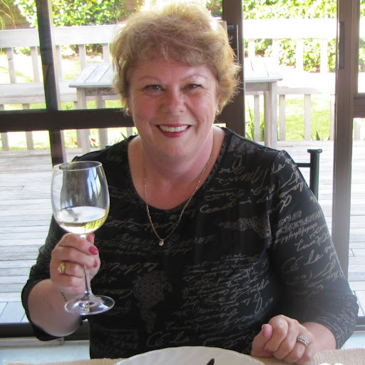 Anne Browne Photo 36