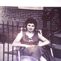 Marie Bullock Photo 16