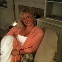 Lindsay Hamilton Photo 28