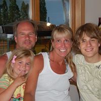Lisa Wisniewski Photo 13