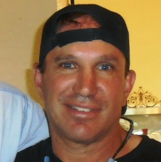 Gary Garcia Photo 30