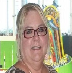 Susan Hernandez Photo 29