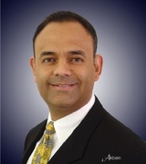 Jorge Reyes Photo 15
