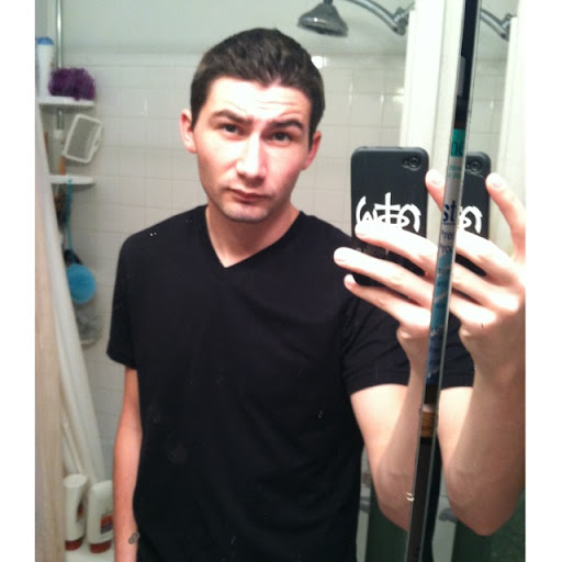 Aaron Roberts Photo 38
