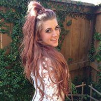 Emily Mcpherson Photo 24
