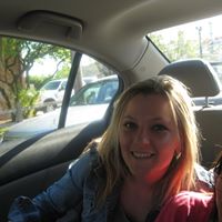 Crystal Reinhardt Photo 7