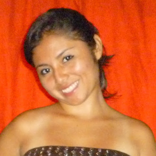 Ana Quinteros Photo 20