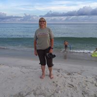 Kim Hebert Photo 7