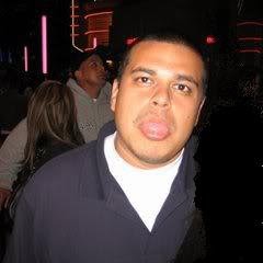 Omar Flores Photo 17
