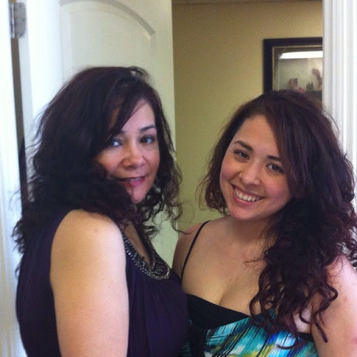 Vickie Martinez Photo 18