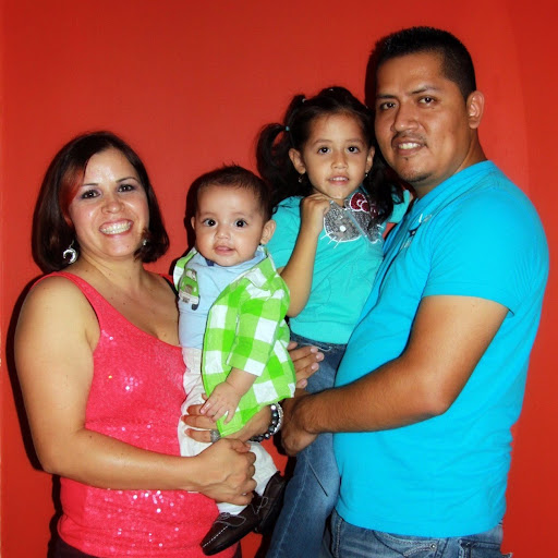 Ayala Ramos Photo 12