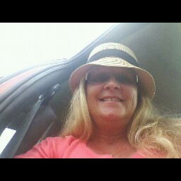 Pamela Johnston Photo 31
