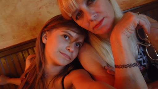 Linda Barlow Photo 4