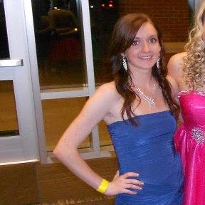Kristi Phillips Photo 30