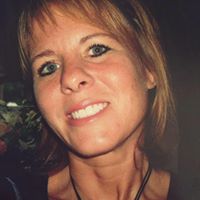 Kelly Valentine Photo 27