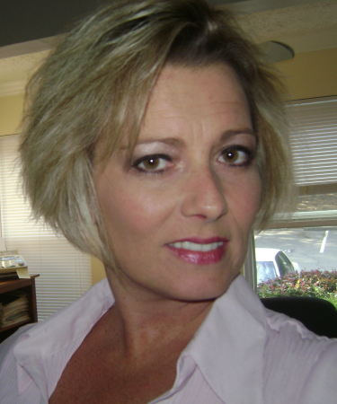 Kelly Alexander Photo 13