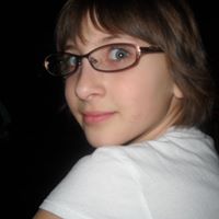 Stephanie Wenzel Photo 30