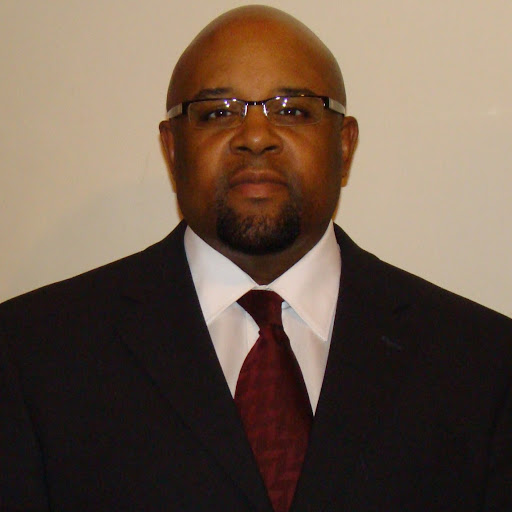 Eric Carmichael Photo 33