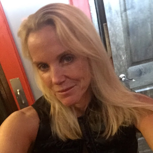 Debbie Logan Photo 27