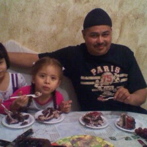 Israel Hernandez Photo 9