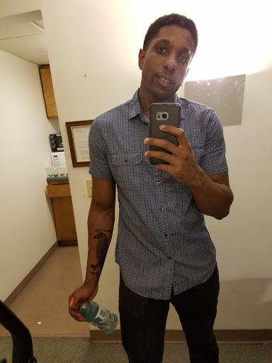 Darius Lewis Photo 2