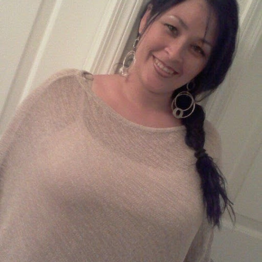 Eileen Sanchez Photo 39