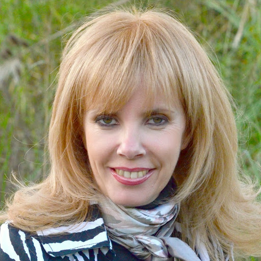 Claudia Mason Photo 30