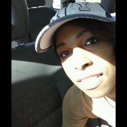 Shannel Robinson Photo 7