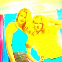 Kristen Winters Photo 10