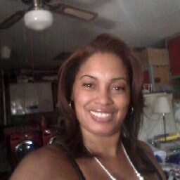 Traci Mitchell Photo 40