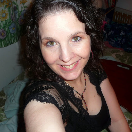 Melissa Raymond Photo 16