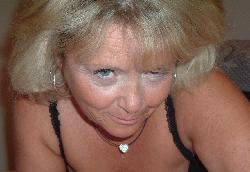 Debbie James Photo 3