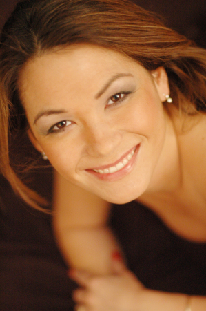 Julia Gregory Photo 12